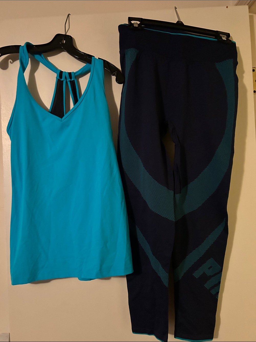 PINK Victoria's Secret Teal Strappy Tank with Navy & Teal Leggings